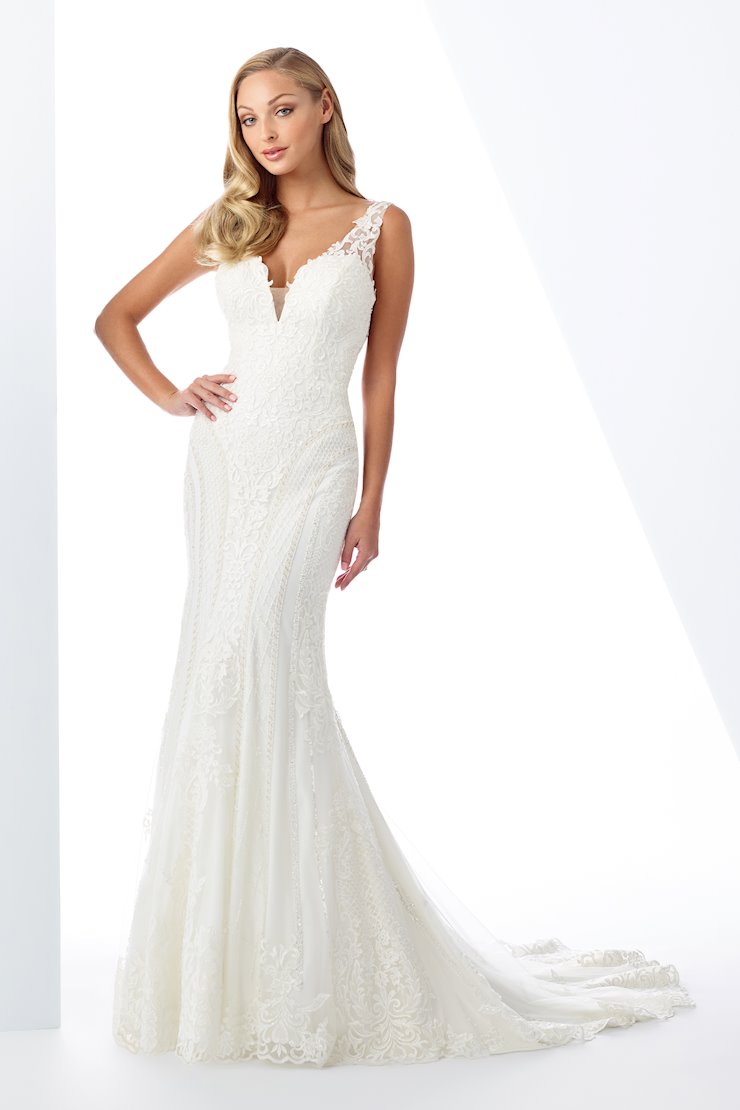enchantingbymoncheri-style119105-gillian-roberts-main-1