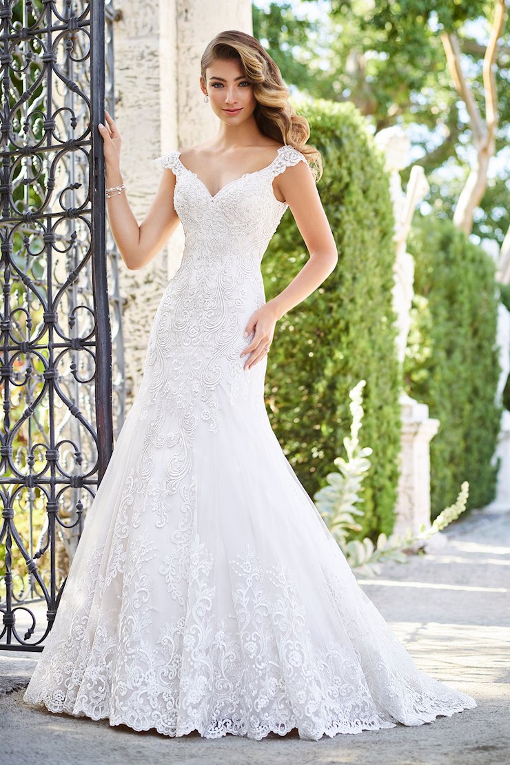 martin-thornburg-collection-CARINA-STYLE 218222-gillian-roberts-main-1