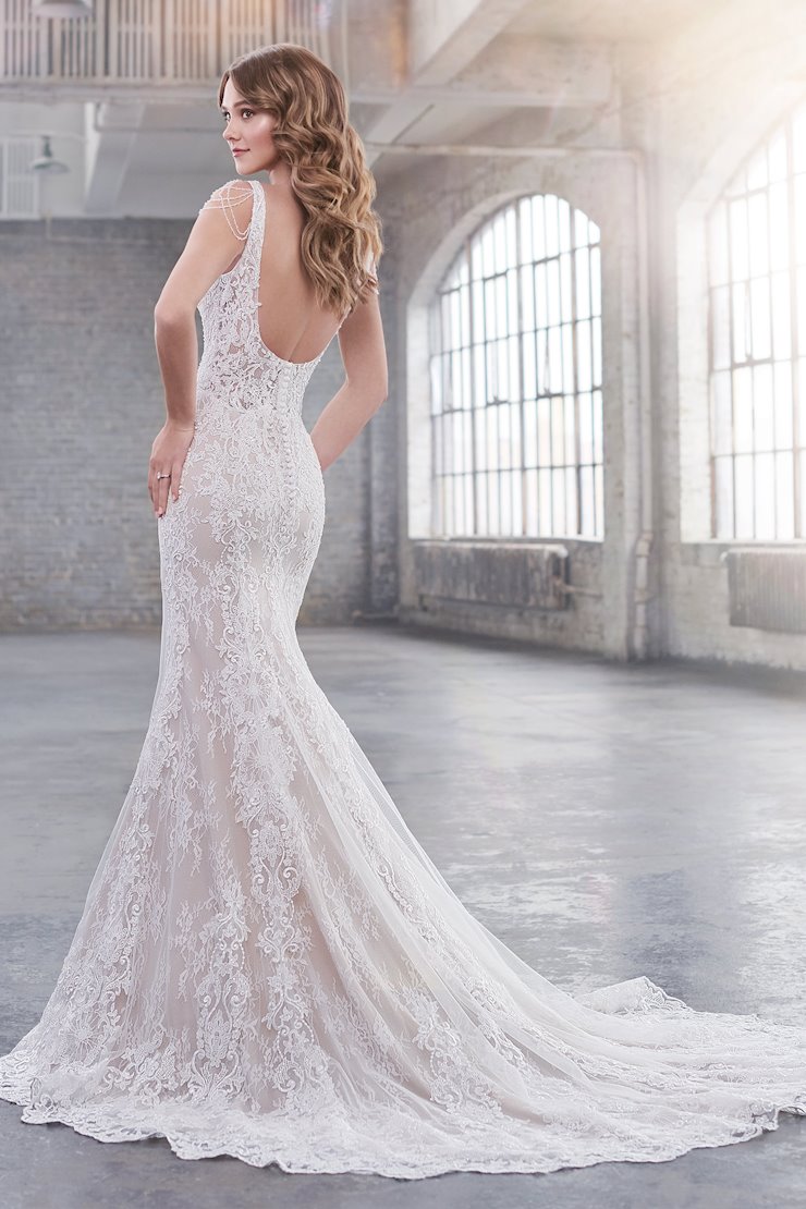 martin-thornburg-collection-Lauryn -style-219218-gillian-roberts-main-2