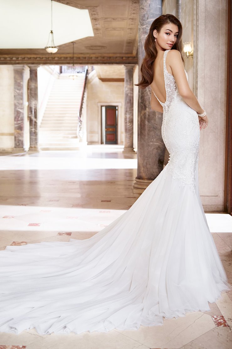 martin-thornburg-collection-SYLVIA-STYLE-119274-gillian-roberts-main-2