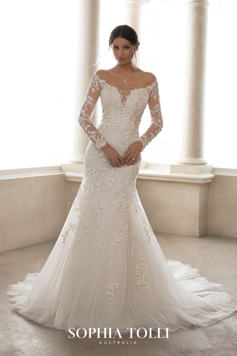 sophia-tolli-collection-olivine-Gillian-Roberts-Main-1
