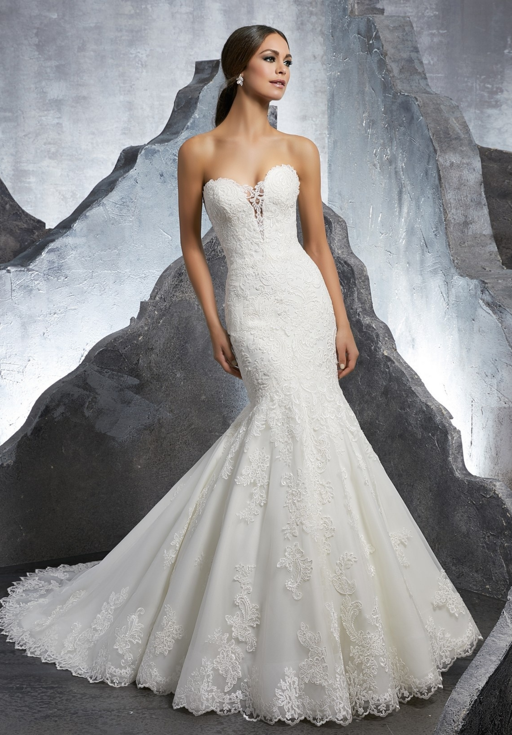 morilee-madeline-gardner-style-kaitlyn-5607-gillian-roberts-main-1