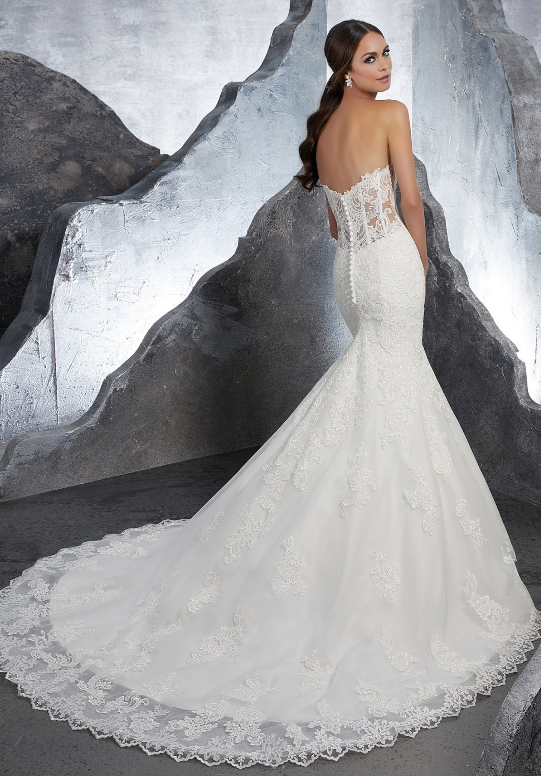 morilee-madeline-gardner-style-kaitlyn-5607-gillian-roberts-main-2