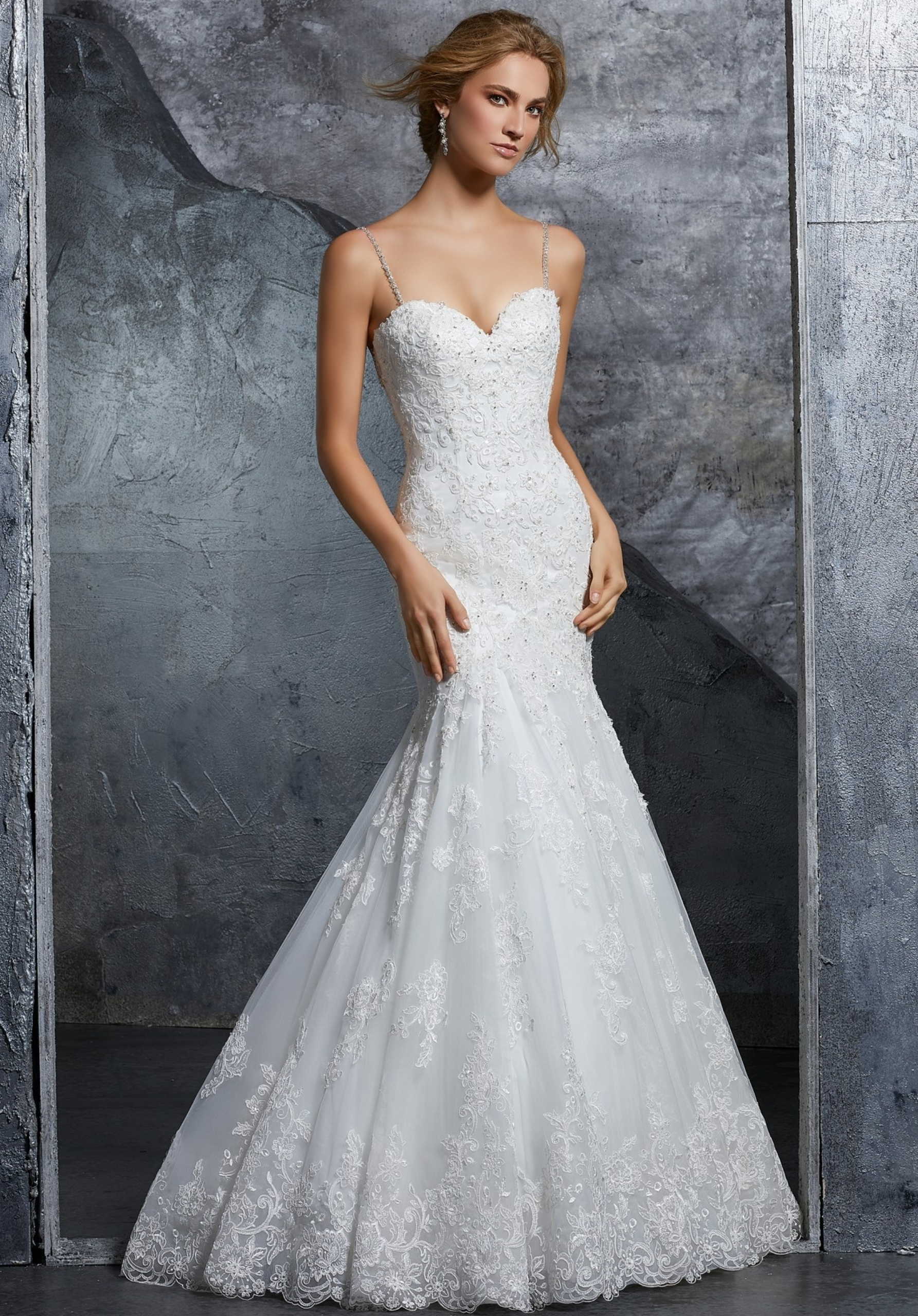 morilee-madeline-gardner-style-kenzie-8210-gillian-roberts-main-1