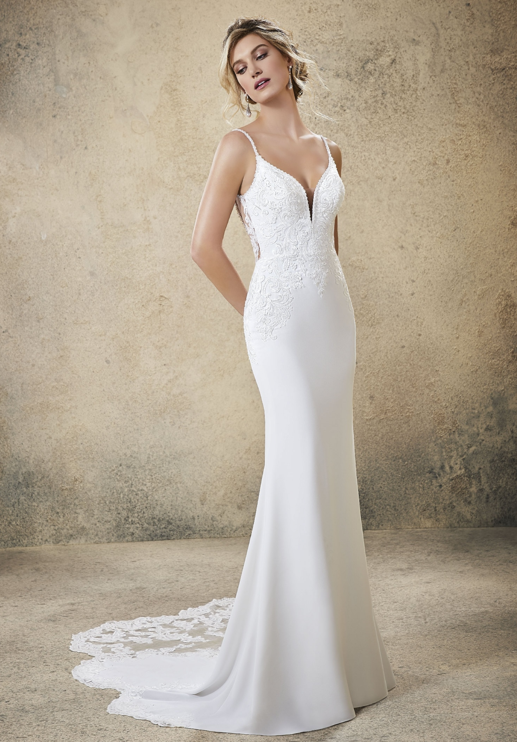 morilee-madeline-gardner-style-rasia-5773-gillian-roberts-main-4