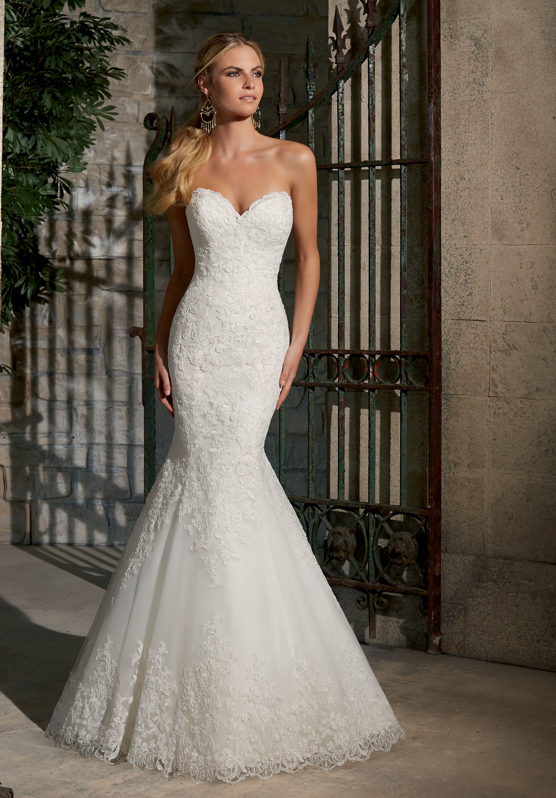 morilee-madeline-gardner-wedding-dress-style-2713-gillian-roberts-main-1