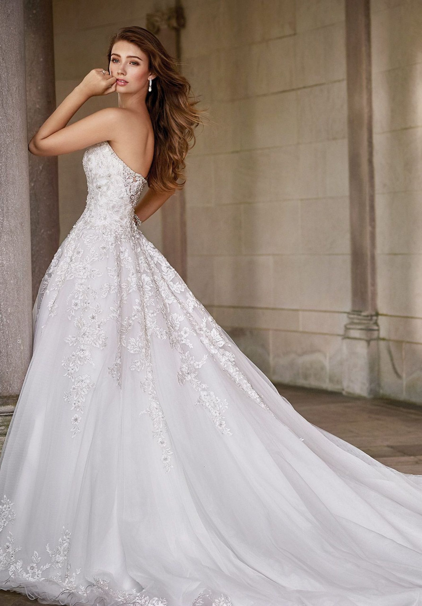 martin-thornburg-collection-zarina-gillian-roberts-main-1