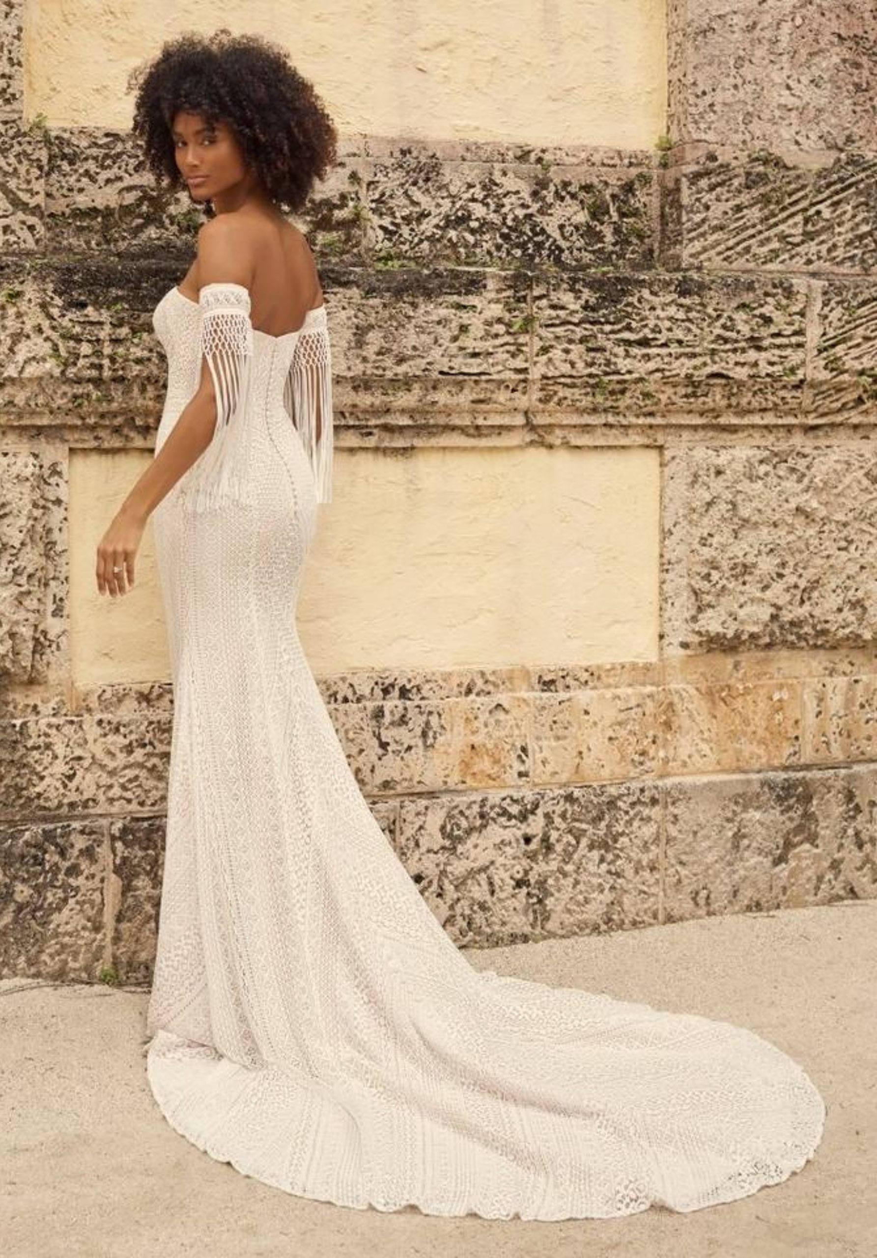 dover-wedding-dress-maggie-sottero-gillian-roberts-main-2