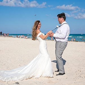 Caelyn and Ryan Van Der Bank Georgia and Josh's Destination Mexican Wedding